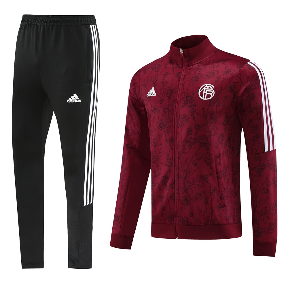 Bayern tracksuit hotsell