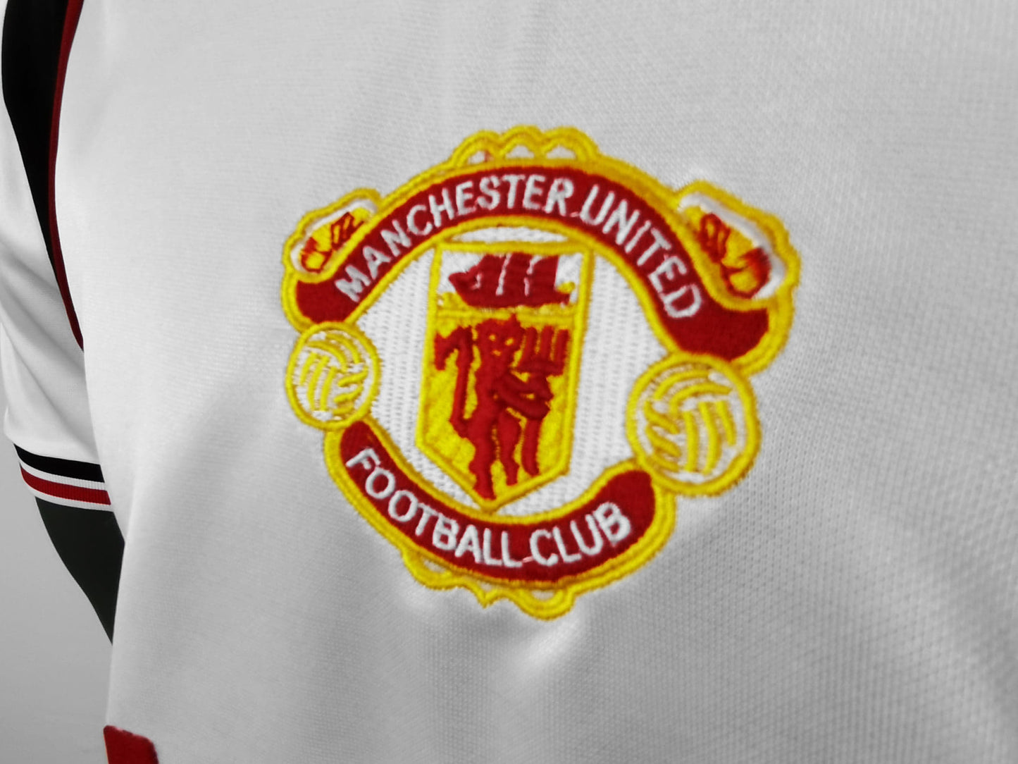 Manchester United 1985 Away Jersey