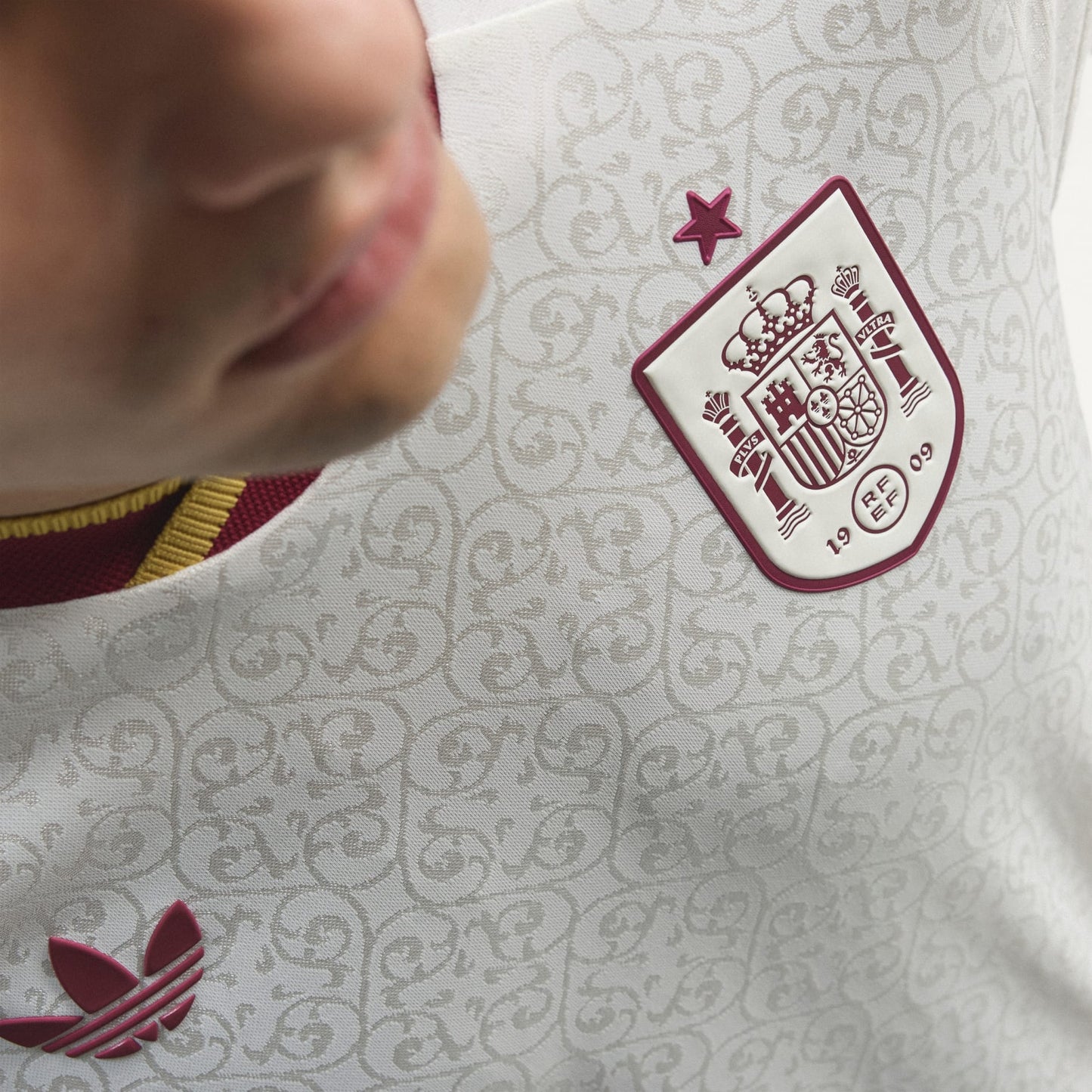 Spain 26 Away Jersey