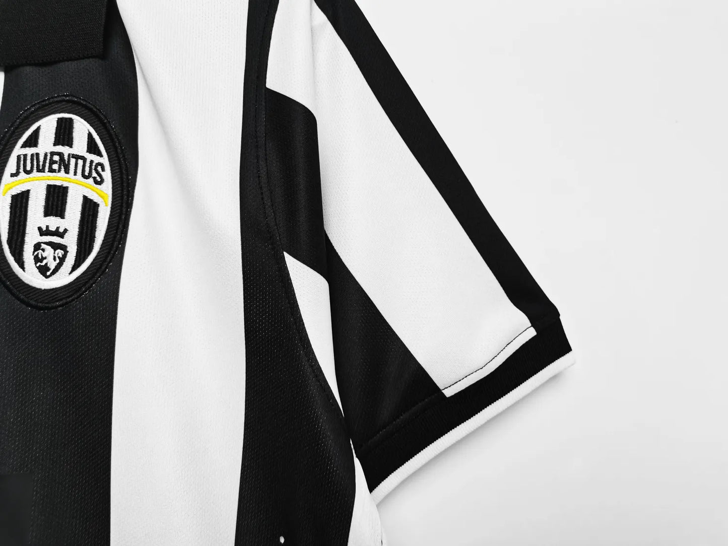 Juventus 14/15 Home Jersey