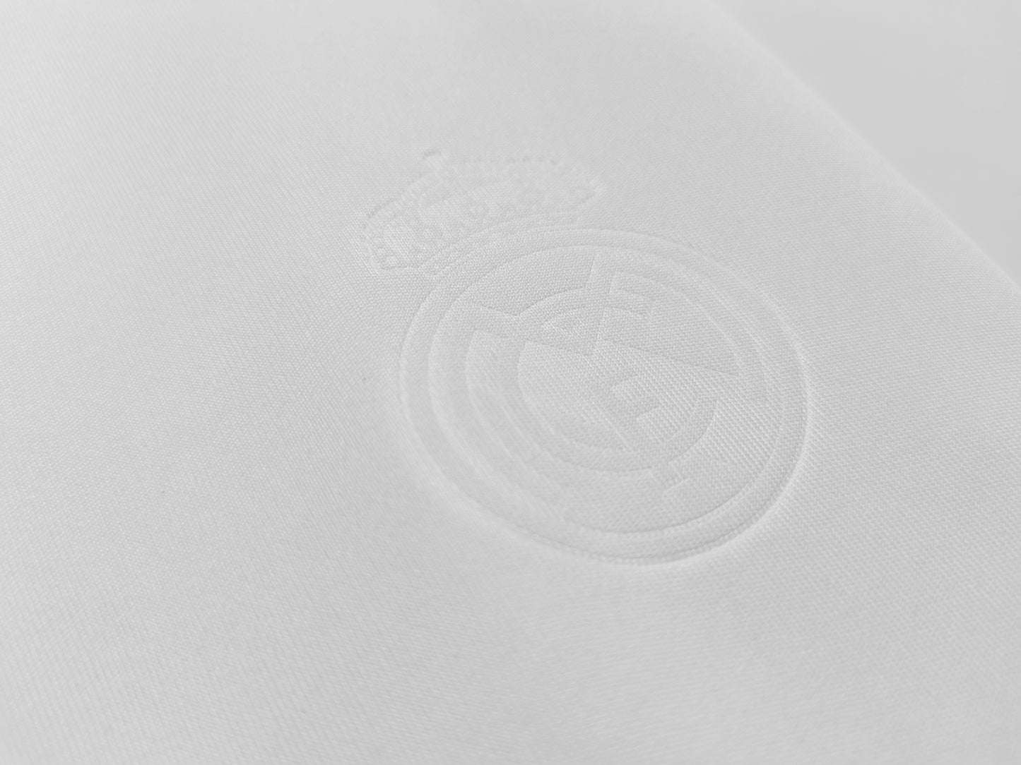 Real Madrid 08/09 Home Jersey