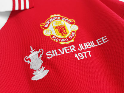 Manchester United 1977 Home Jersey