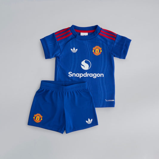 Man U 26/27 Away Youth Full Kit