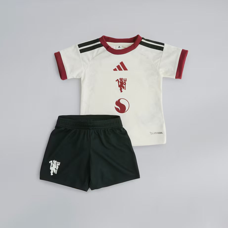 Man U 26/27 Third Youth Full Kit